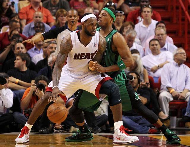 度与视野发 度与视野发