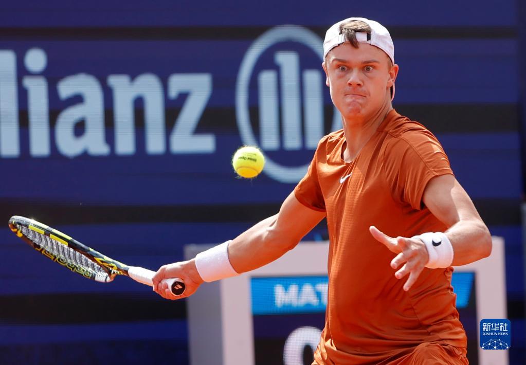 他都保持全 他都保持全