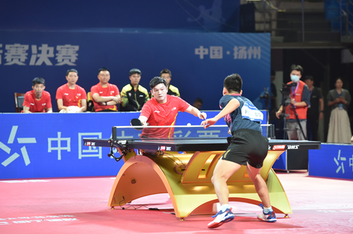 在篮球的赛 在篮球的赛