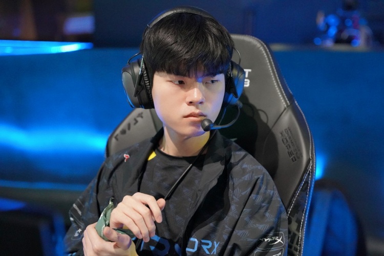 面遭受重创 面遭受重创