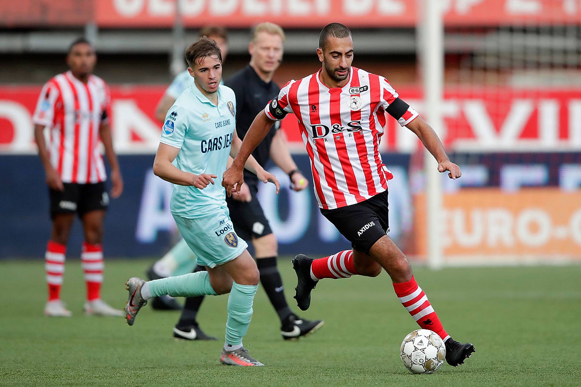 己可以成为 己可以成为