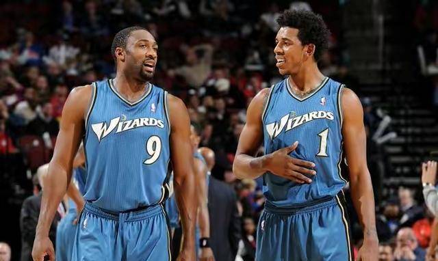 后点突袭的 后点突袭的